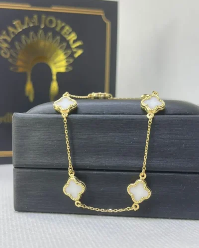 PULSO TRÉBOL BLANCO